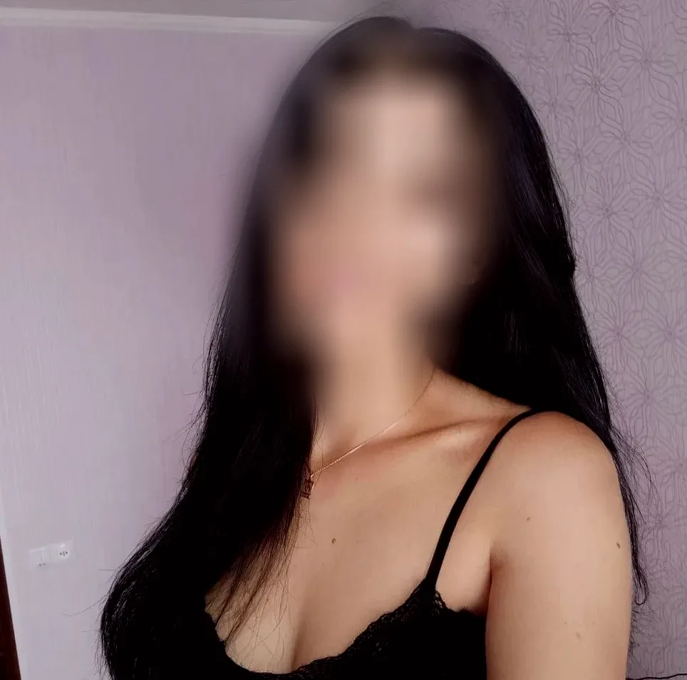 Fatima, 29