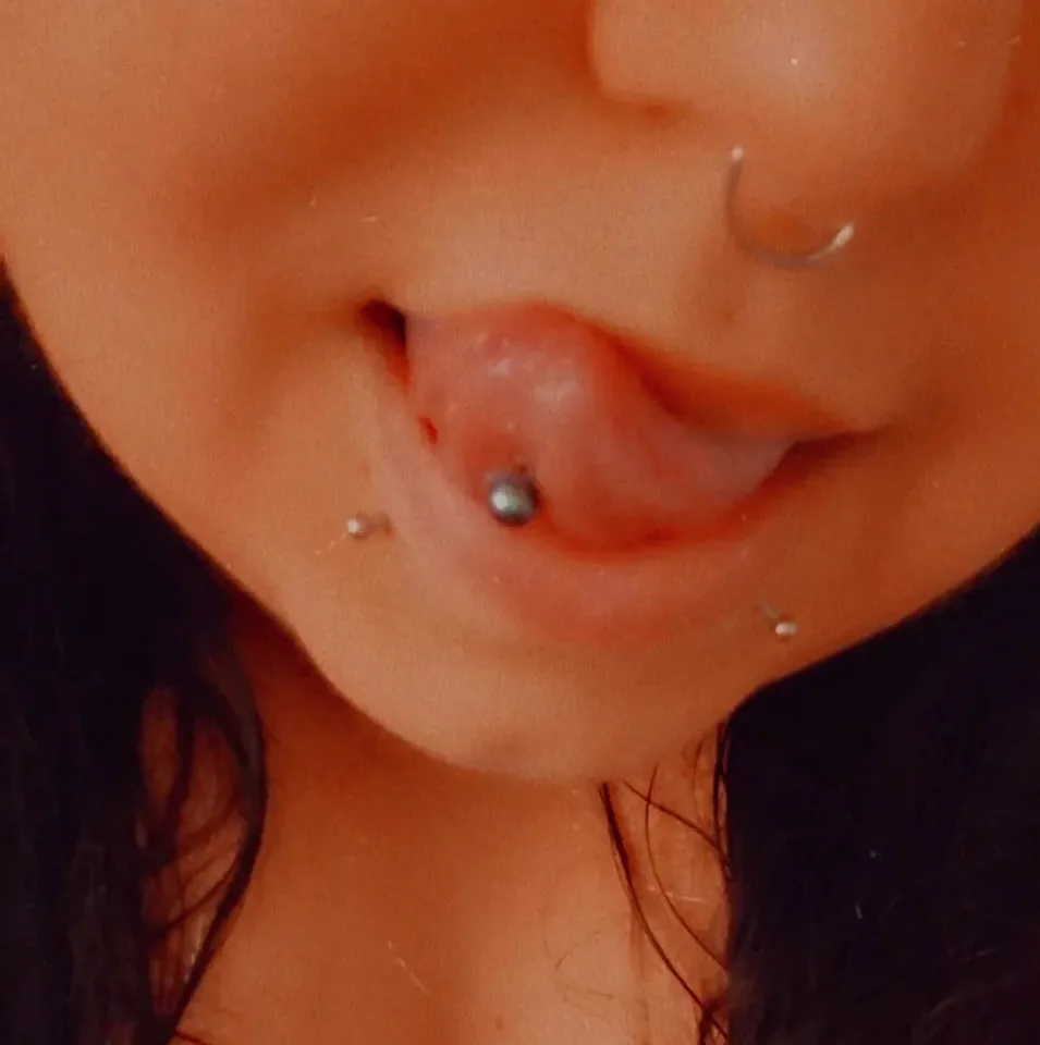 Judith, 30