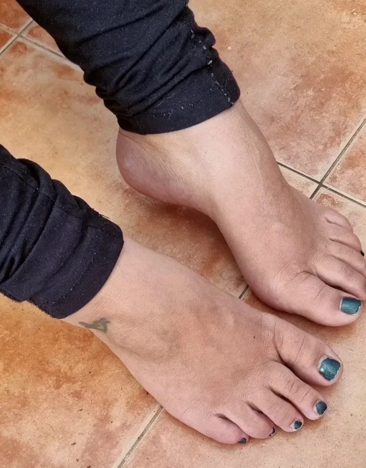 Nathalie, 34